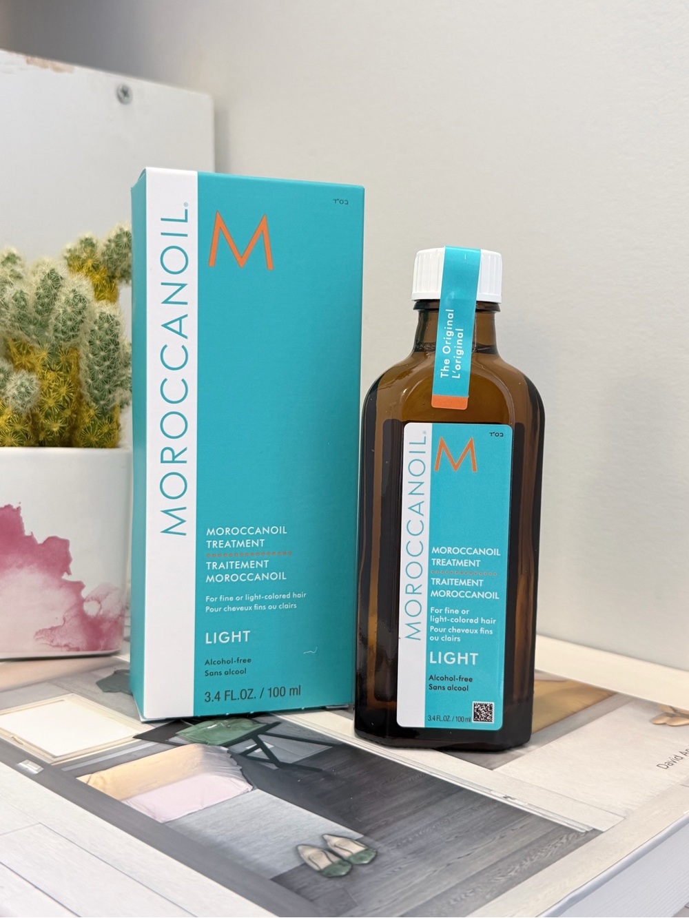 Moroccanoil Light Treatment - Turquoise & Orange Accents